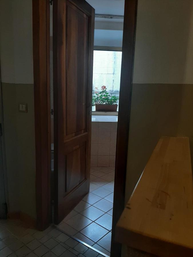 Alloggi Piazza Umberto Primo Pacentro ภายนอก รูปภาพ