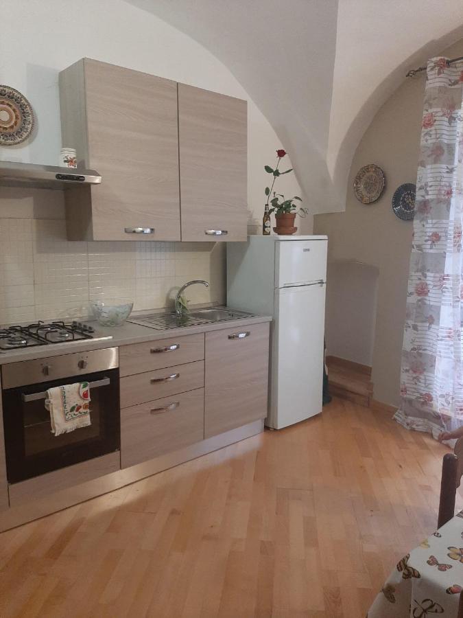 Alloggi Piazza Umberto Primo Pacentro ภายนอก รูปภาพ